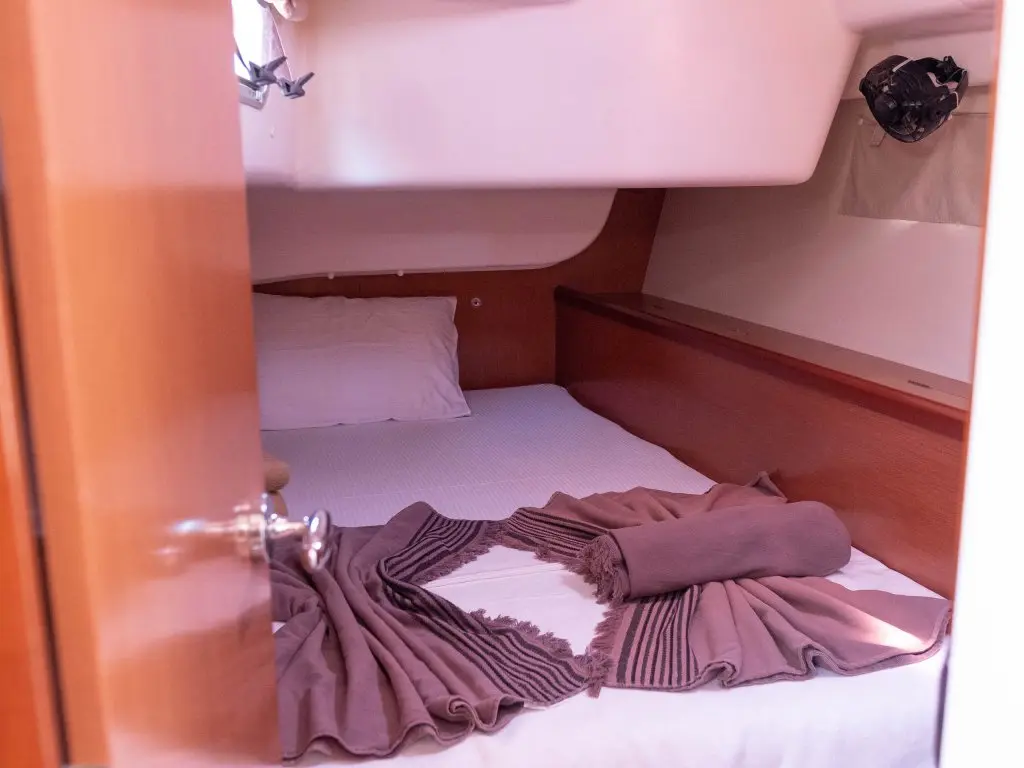 Beneteau 43