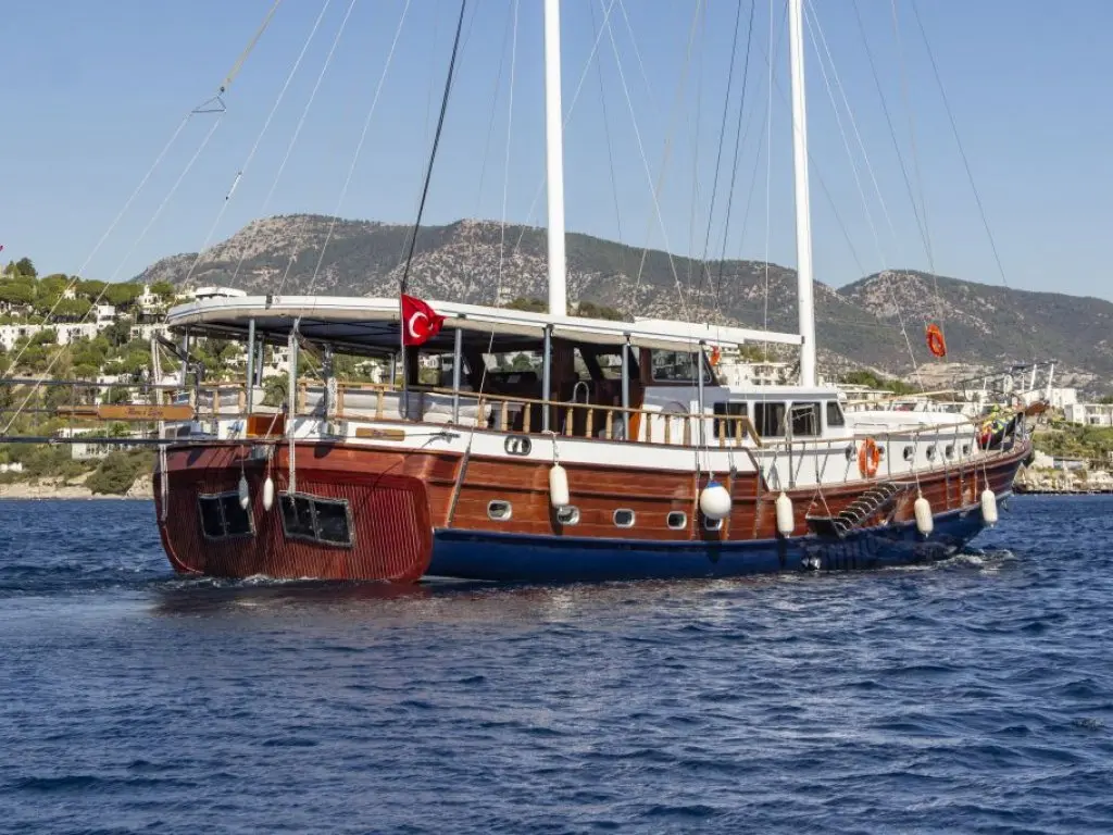 Mare D Elfida Gulet