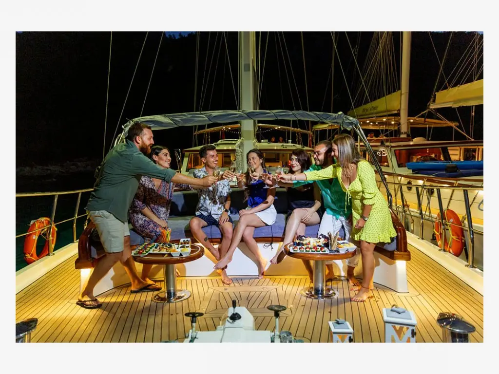 Grand Sailor