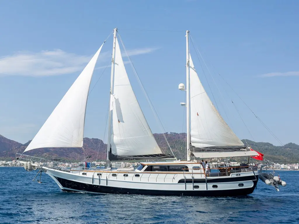 Grand Sailor